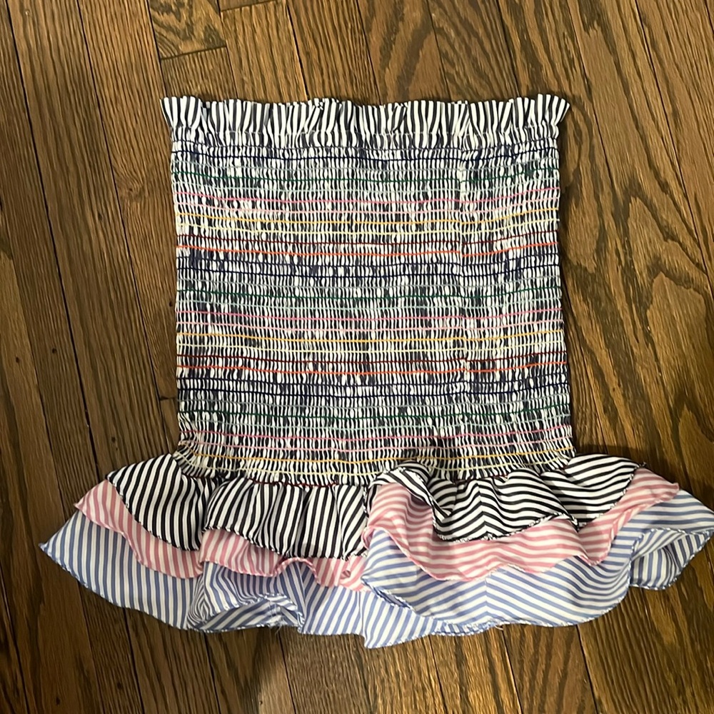 DO+BE multi color tube skirt with ruffle. Size M.
